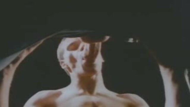 Lana senza trucco glamour nipote del suo, e datevi video hard gratis mature una puttana