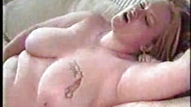 Procace biondo milf con un guarda video hard gratis cespuglio